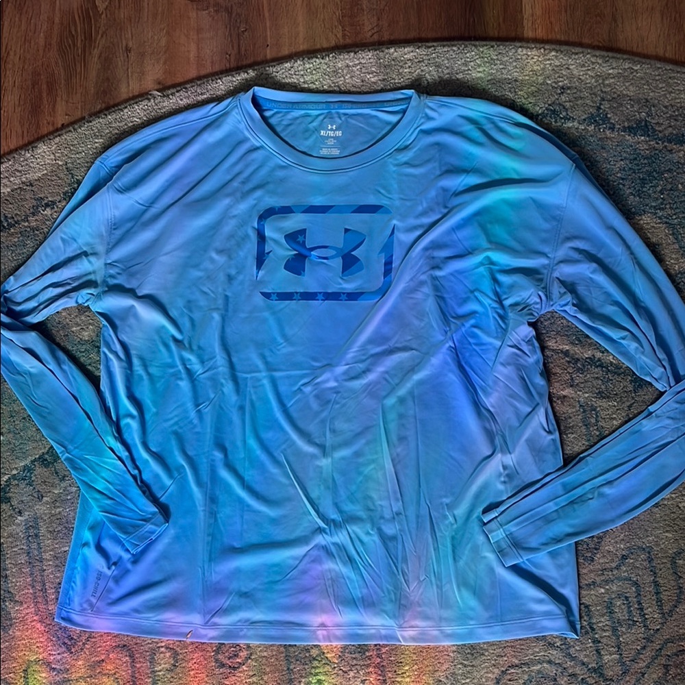 Under Armour Women’s Blue Long Sleeve Shirt BNWT